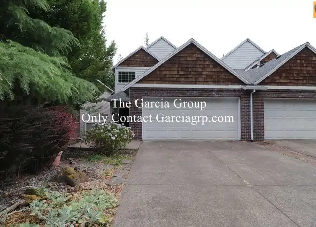 Property at 3723 SW Stephenson St, Portland, OR, 97219, 3 beds, 2.5 baths, [object Object]