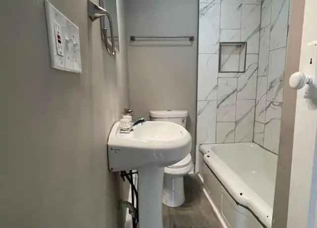 Property at 1413 Spruce St Unit 3, Leavenworth, KS, 66048, 1 bed, 1 bath, [object Object]