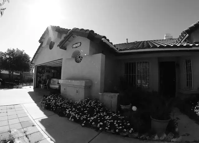 Photo of 1106 Don Carlos Ct, San Jacinto, CA 92582