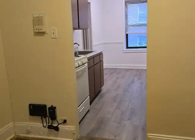 Property at 1 Broad Pkwy Unit 2, White Plains, NY, 10601, 1 bed, 1 bath, [object Object]