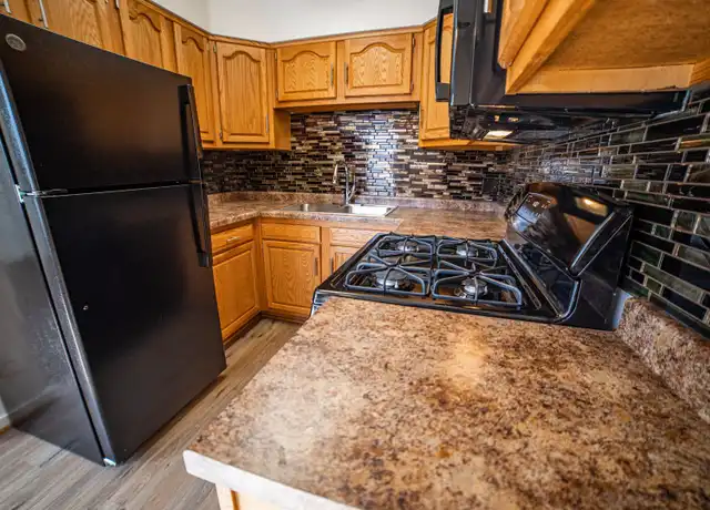 Property at 4408 Chowen Ave S, Minneapolis, MN, 55410, 2 beds, 1 bath, [object Object]