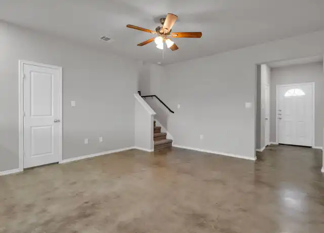 Property at 7239 Converse Ridge Ln Unit 802, Windcrest, TX, 78239, 3 beds, 2.5 baths, [object Object]