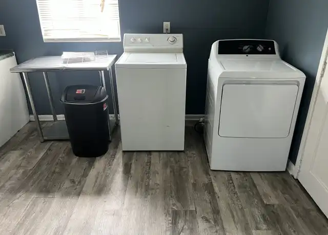 Property at 2305 Glass St, Chattanooga, TN, 37406, 2 beds, 1 bath, [object Object]