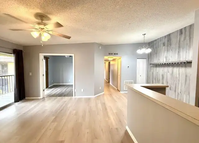 Property at 6492 Royal Woods Dr #5, Fort Myers, FL, 33908, 3 beds, 2 baths, [object Object]
