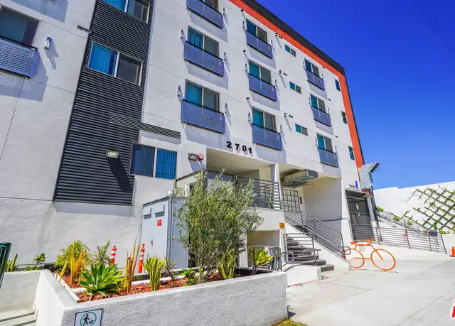 Property at 2701 James M Wood Blvd Unit 402, Los Angeles, CA, 90005, 2 beds, 1.5 baths, [object Object]