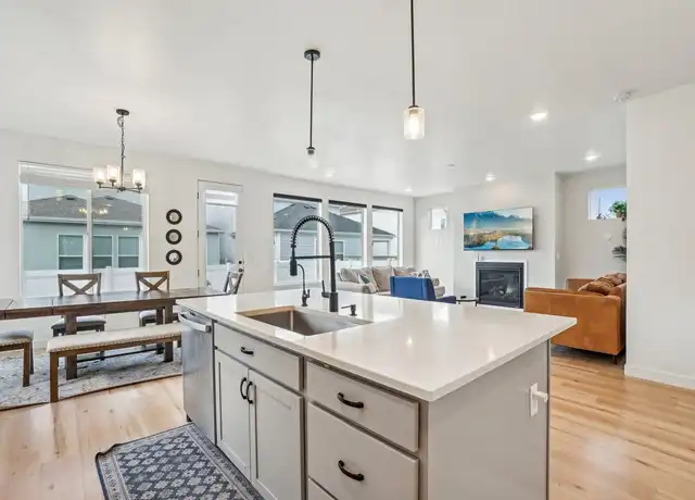Property at 1557 W Oakbrook Dr, South Jordan, UT, 84095, 5 beds, 3.5 baths, [object Object]