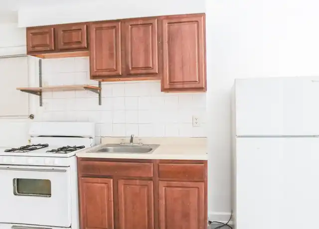 Property at 5931 N Northwest Hwy, Chicago, IL, 60631, 1 bed, 1 bath, [object Object]