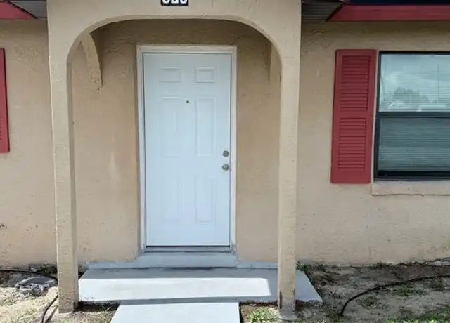 Property at 520 Las Palmas Cir, Avon Park, FL, 33825, 2 beds, 1 bath, [object Object]