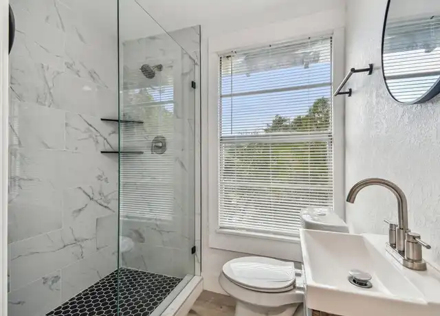Property at 1085 16th Ave S, Saint Petersburg, FL, 33705, 1 bed, 1 bath, [object Object]