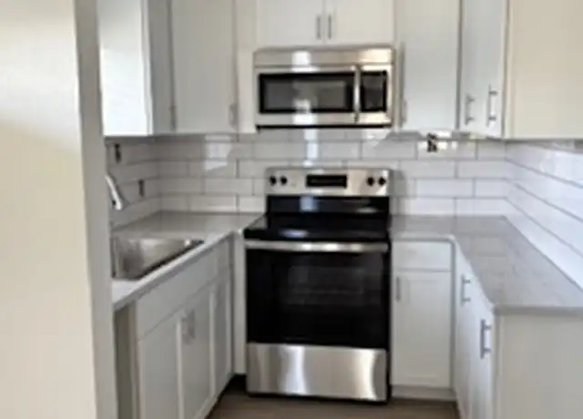 Property at 366 N 3rd St Unit 7, Cocoa Beach, FL, 32931, 2 beds, 1 bath, [object Object]