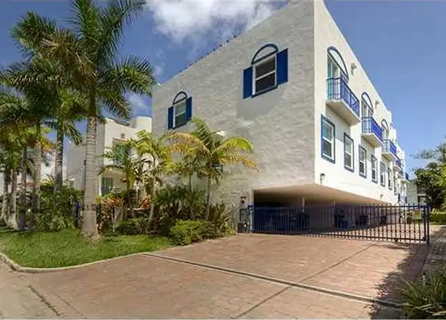 Property at 1101 101st St Unit 8, Bay Harbor Islands, FL, 33154, 3 beds, 2.5 baths, [object Object]