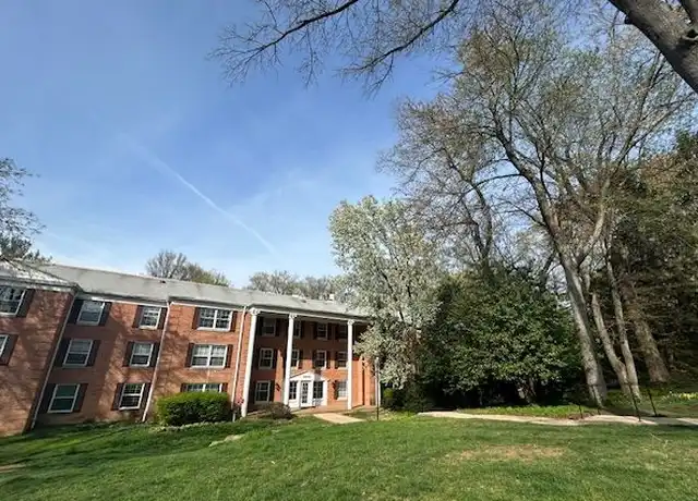 Property at 7640 Provincial Dr #207, Mc Lean, VA, 22102, 2 beds, 1 bath, [object Object]