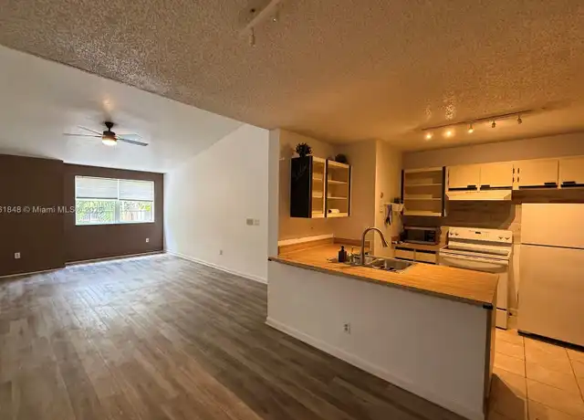 Property at 18328 NW 68th Ave Unit L, Hialeah, FL, 33015, 1 bed, 1 bath, [object Object]