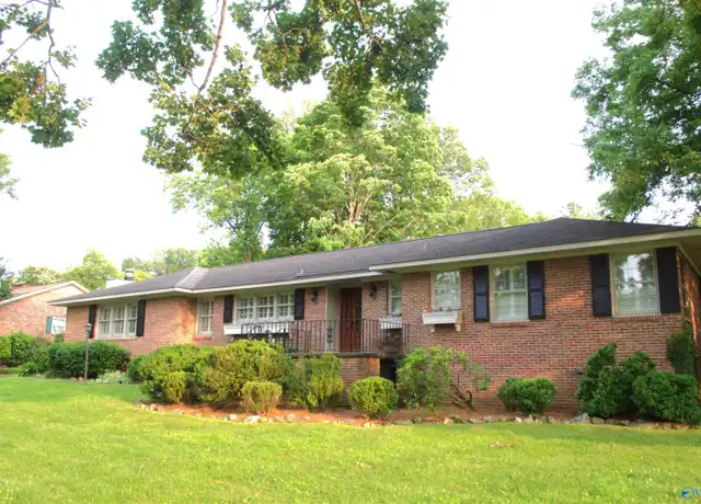 Property at 1406 E Olive Dr SE, Huntsville, AL, 35801, 3 beds, 2 baths, [object Object]