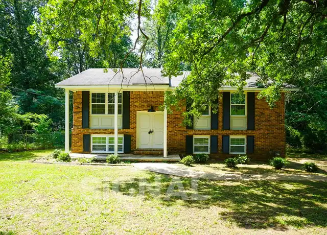 Property at 105 Silverleaf Dr, Trussville, AL, 35173, 4 beds, 2 baths, [object Object]