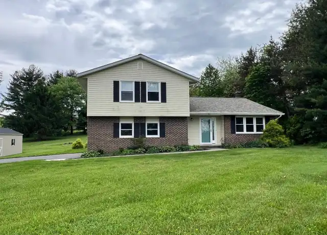 Property at 3827 Salem Bottom Rd, Westminster, MD, 21157, 3 beds, 2.5 baths, [object Object]