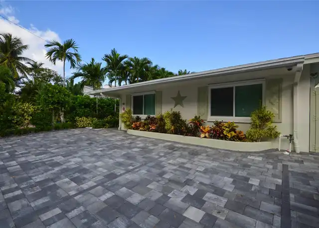 Property at 1635 NE 5th Ct Unit B, Fort Lauderdale, FL, 33301, 1 bed, 1 bath, [object Object]