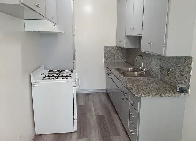Photo of 925 Enterprise Ave, Inglewood, CA 90302