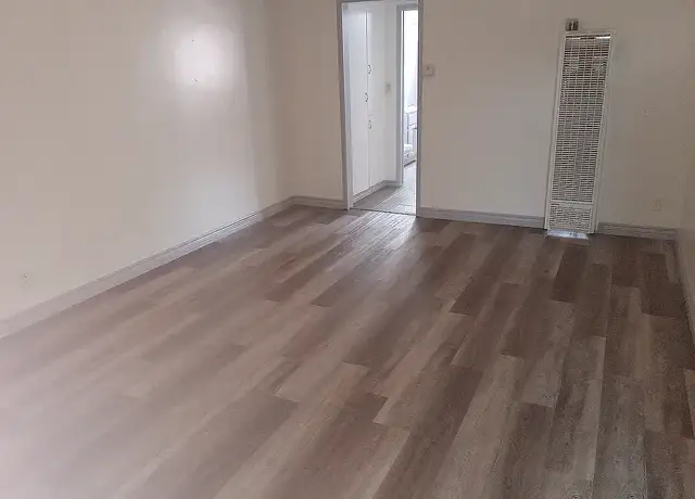 Photo of 925 Enterprise Ave, Inglewood, CA 90302