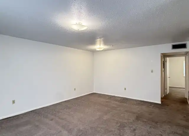 Property at 501 Darby Ln Unit 115, New Iberia, LA, 70560, 2 beds, 1 bath, [object Object]