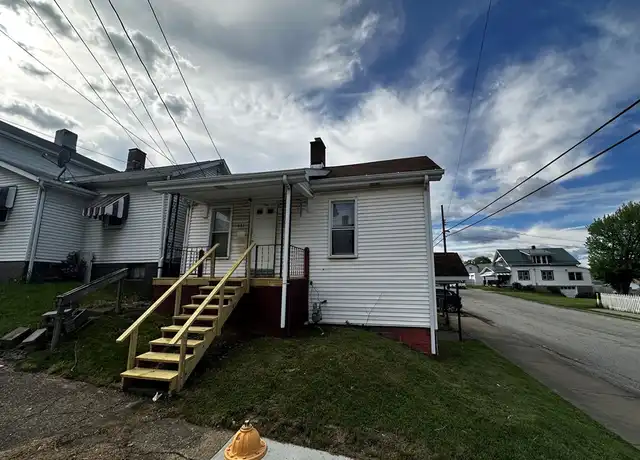 Property at 601 Addison St, Washington, PA, 15301, 2 beds, 1 bath, [object Object]