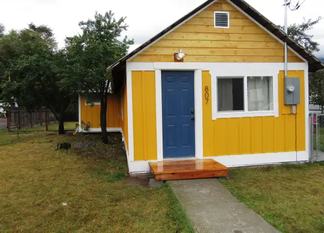 Property at 807 3rd Ave E, Columbia Falls, MT, 59912, 1 bed, 1 bath, [object Object]
