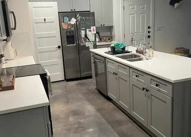 Property at 309 E Pecan St, Burnet, TX, 78611, 3 beds, 2 baths, [object Object]