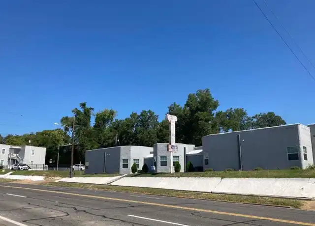 Property at 700 W Upshur Ave Unit 102, Gladewater, TX, 75647, 1 bed, 1 bath, [object Object]