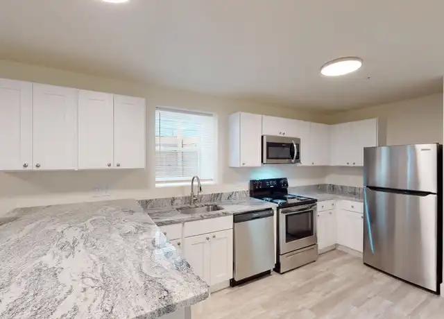 Property at 1214 Washtenaw Ct Unit 1214-1, Ann Arbor, MI, 48104, 5 beds, 2 baths, [object Object]