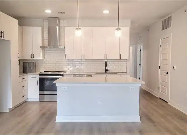 Property at 3101 Govalle Ave #116, Austin, TX, 78702, 3 beds, 2 baths, [object Object]