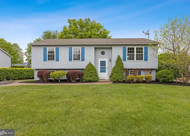 Property at 490 Mountain Laurel Ct, Westminster, MD, 21158, 3 beds, 2.5 baths, [object Object]
