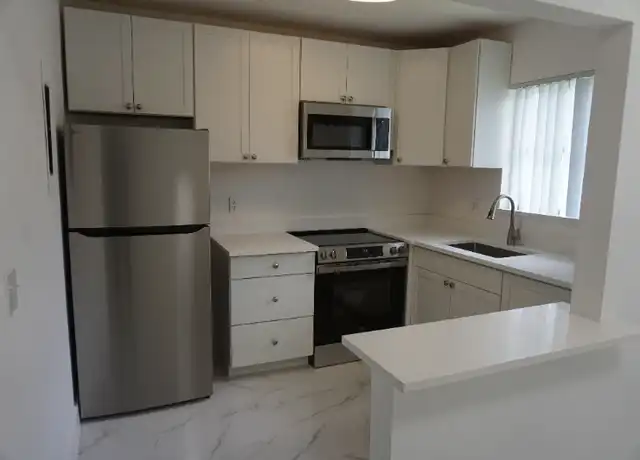 Property at 151 Stratford K Unit K, West Palm Beach, FL, 33417, 2 beds, 2 baths, [object Object]