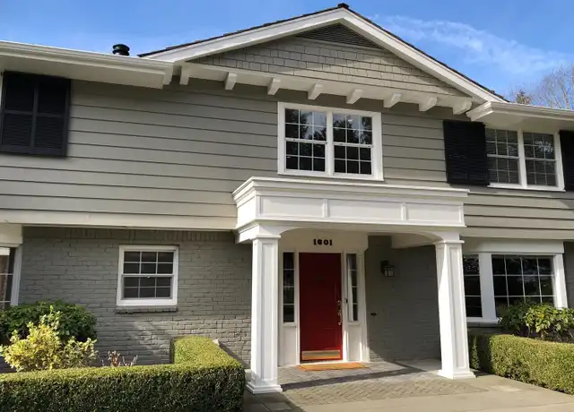 Property at 1601 77th Ave NE, Medina, WA, 98039, 5 beds, 3.5 baths, [object Object]