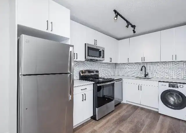 Property at 1301 E 33rd Ave, Denver, CO, 80205, 2 beds, 1 bath, [object Object]