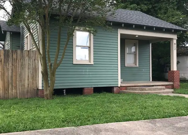 Property at 812 General Mouton Ave, Lafayette, LA, 70501, 2 beds, 1 bath, [object Object]