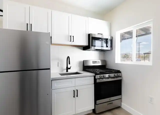 Property at 6563 Oasis Ave Unit 1, Twentynine Palms, CA, 92277, 1 bed, 1 bath, [object Object]