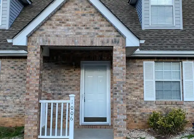 Property at 1006 Nod St, Knoxville, TN, 37932, 2 beds, 2 baths, [object Object]