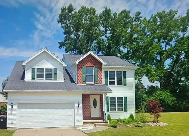 Property at 54 Kelly Ct, Lancaster, NY, 14086, 2 beds, 1 bath, [object Object]