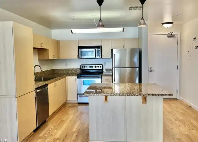 Property at 630 W 6th St #516, Los Angeles, CA, 90017, 1 bed, 1 bath, [object Object]