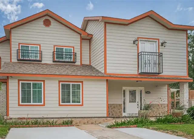 Property at 7618 Del Glen Ln Unit B, Houston, TX, 77072, 5 beds, 3.5 baths, [object Object]