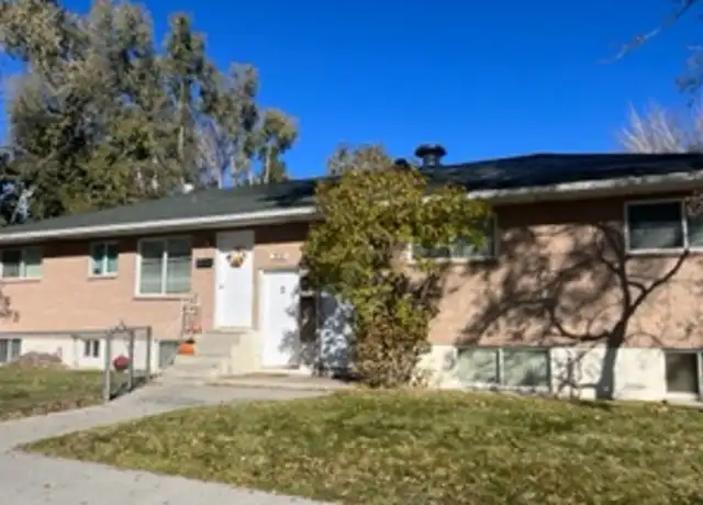 Property at 300 W Ash St Unit 3, Elko, NV, 89801, 2 beds, 1 bath, [object Object]