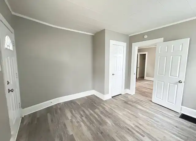 Property at 5563 Bosworth Pl Unit 1, Cincinnati, OH, 45212, 1 bed, 1 bath, [object Object]