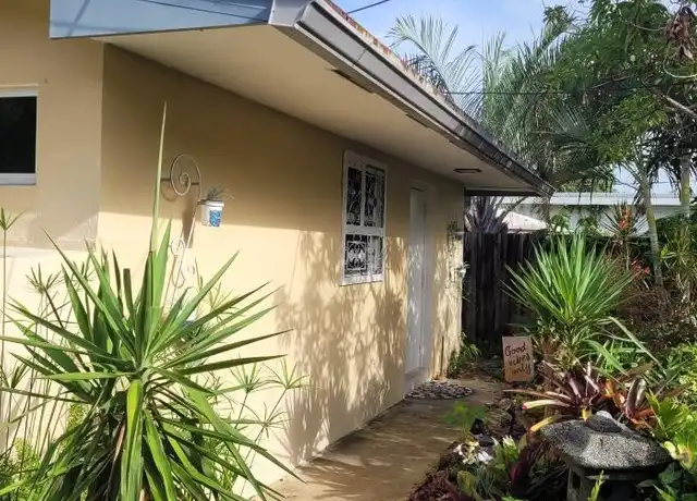 Property at 1724 NE 16th Ter Unit (Back House), Fort Lauderdale, FL, 33305, 1 bed, 1.5 baths, [object Object]