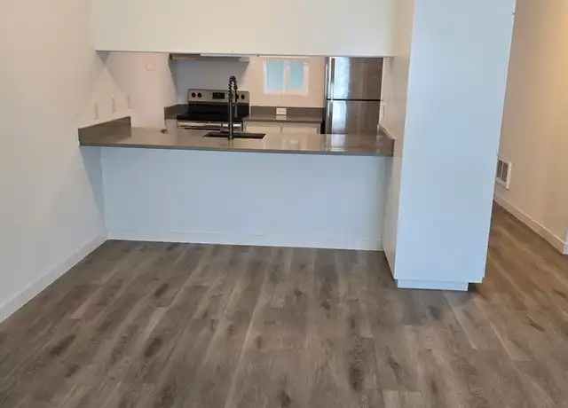 Property at 1021 24th St Unit 13, Bellingham, WA, 98225, 2 beds, 1 bath, [object Object]