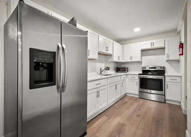 Property at 5305 Janice Cir S, Jacksonville, FL, 32210, 1 bed, 1 bath, [object Object]