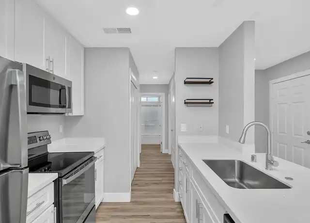 Property at Summerview Apts - 3601 Prescott Rd, Modesto, CA, 95356, 2 beds, 2 baths, [object Object]