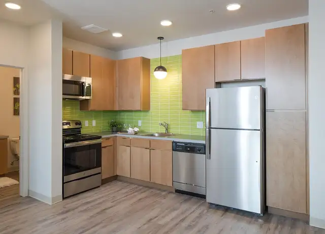 Photo of 1440 Independence St, Lakewood, CO 80215