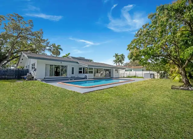 Property at 2015 NE 198th Ter Unit 2015, Miami, FL, 33179, 4 beds, 3 baths, [object Object]
