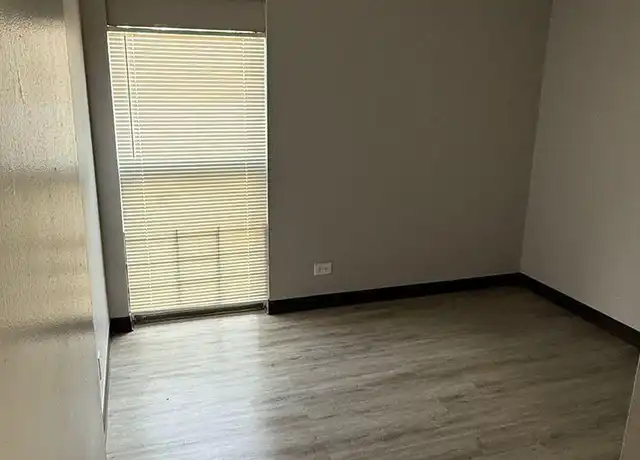 Property at 3120 W Madison St, Chicago, IL, 60612, 2 beds, 1 bath, [object Object]