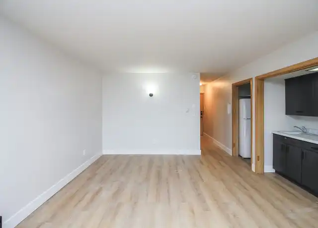 Property at Uptown Flats - 615 W 15th St, Sioux Falls, SD, 57104, 0-1 beds, 1 bath, [object Object]